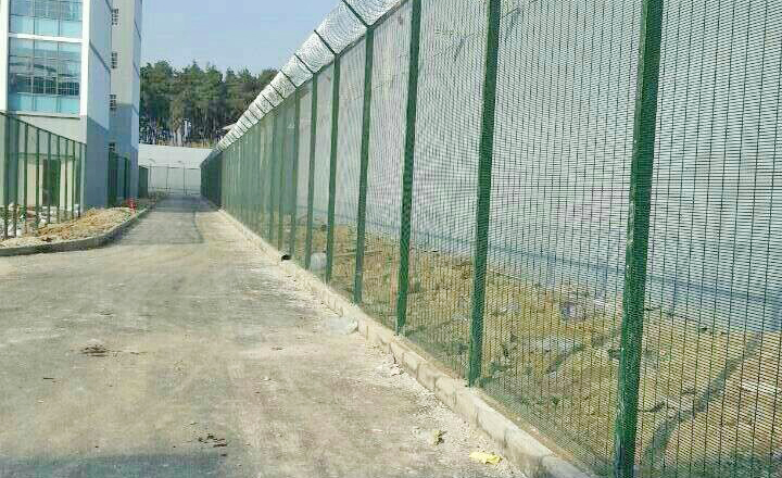 监狱围栏安装维护